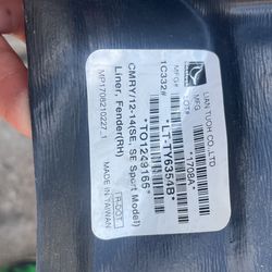 Fender Liner 2012-2014 Camry 