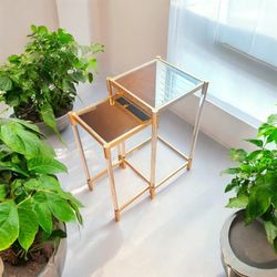 Beautiful Decorative Tables With Mirror