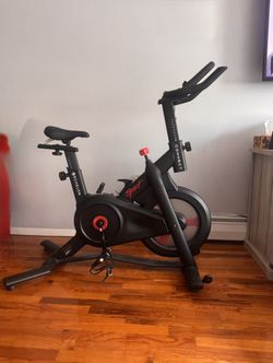 Echelon Connect Sport Indoor Cycling Exercise Bike