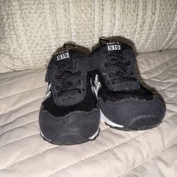 New Balance Toddler Size 5