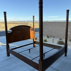 Broyhill Four Post King Size Wood Bed Frame