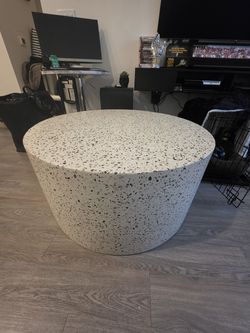 High end coffee table