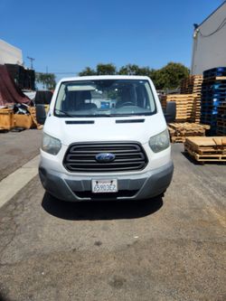 2017 Ford E-150 transit