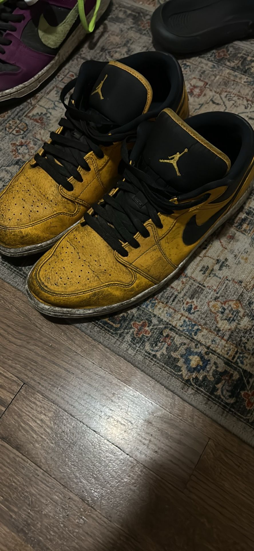Nike Air Jordan 1 Low Yellow Size 13 For Sale 
