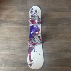Female Snowboard And Bag With Bindings 