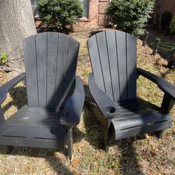 Outdoor Adirondack Lawn Chairs, Almost Like New. 