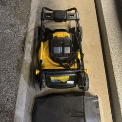 Brushless Cordless Battery Powered Self Propelled Lawn Mower Kit with