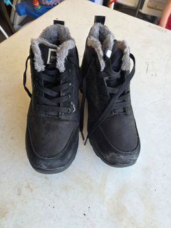 Women's boots