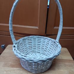 Basket With Handle White