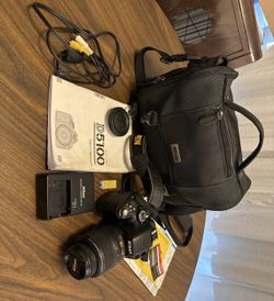 Nikon D5100 Digital SLR camera with accessories lot