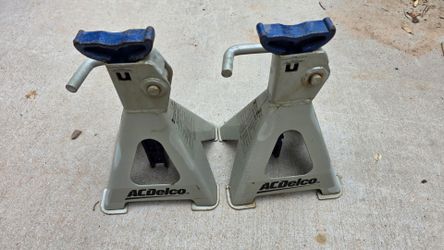 AC Delco 2 Ton Car Jacks