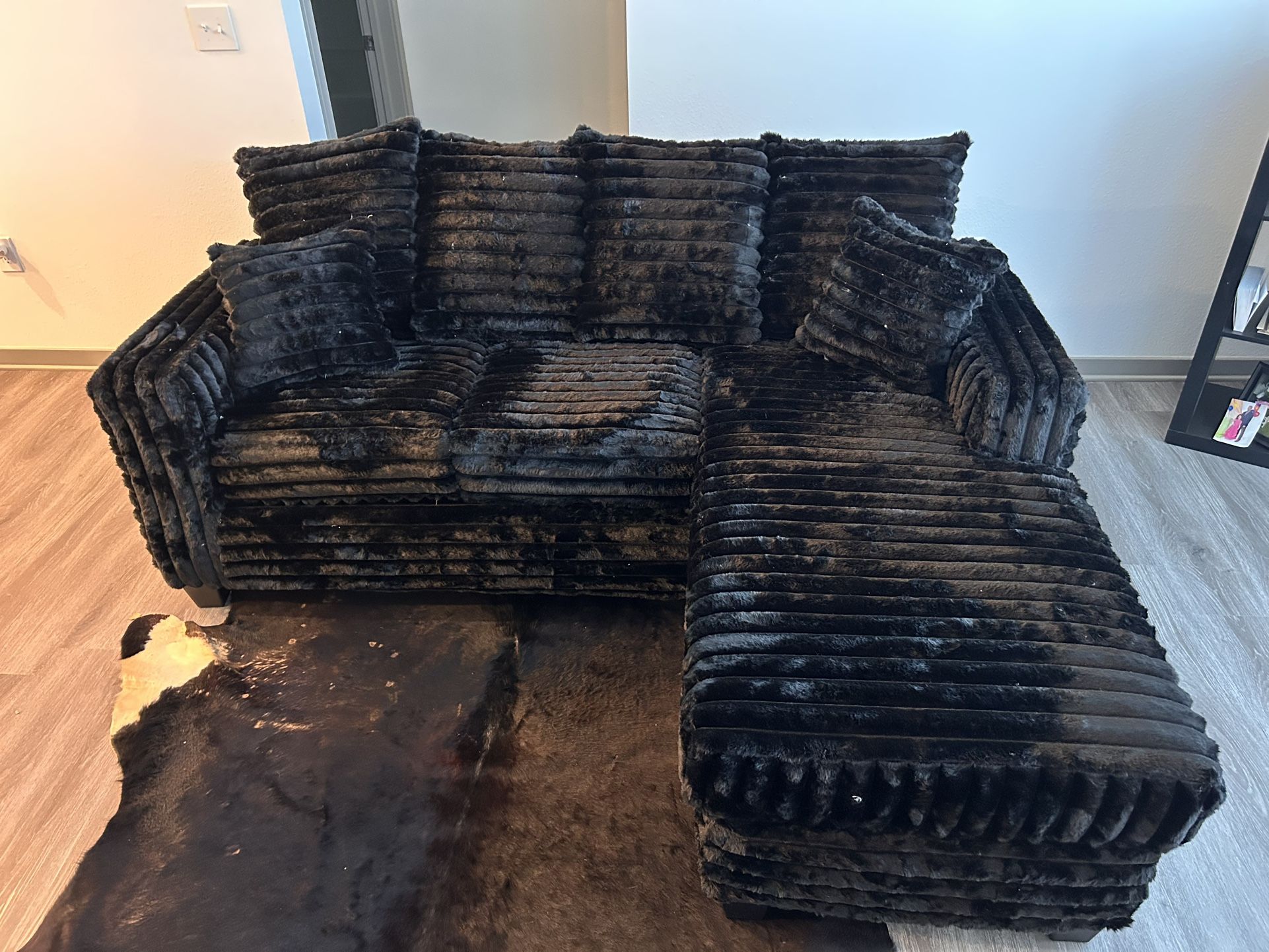 *SPRING SALE!!🔥✅* BRAND NEW Byers Market Wham Black Corduroy Sofa Chaise