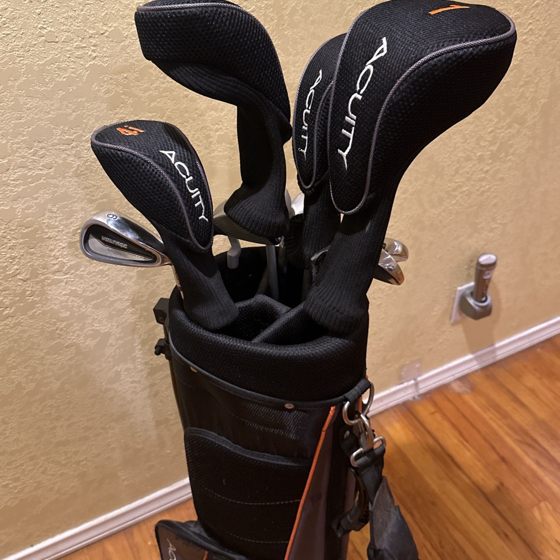 Acuity golf Clubs
