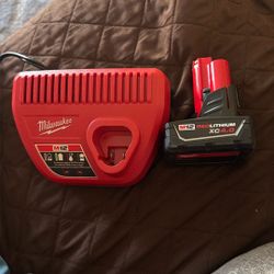 Milwaukee M12 Xc 4.0 Mah With Charger 