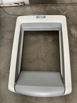 PetSafe ScoopFree Crystal Classic Self-Cleaning Cat Litter Box, Gray