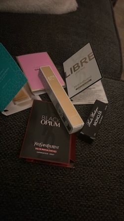Angel Perfume With 5 Perfumes Samples 