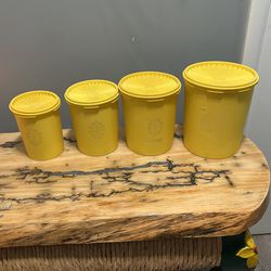 Tupperware 4pc Servalier Canister Sets for Sale in San Antonio, TX - OfferUp