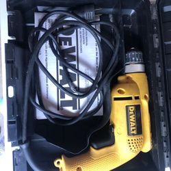 Taladro Con Cordon Marca Dewalt