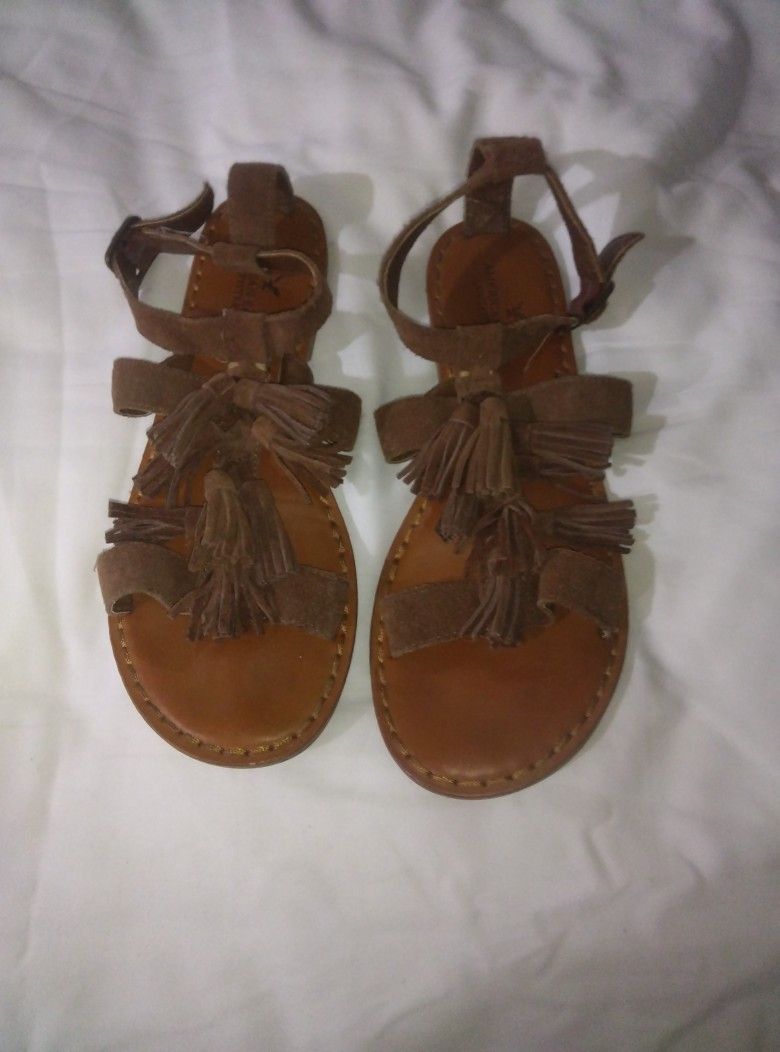 American Eagle Sandals