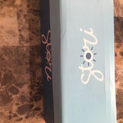 Brand New Red Hearts Womens Flats