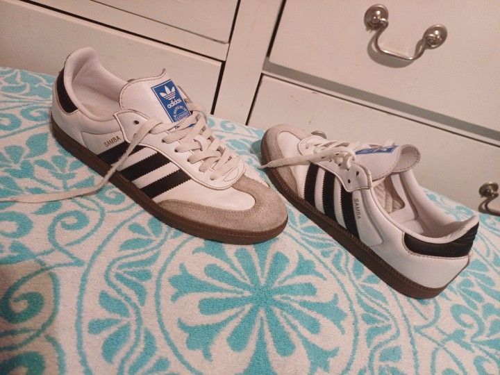 ADIDAS SAMBA