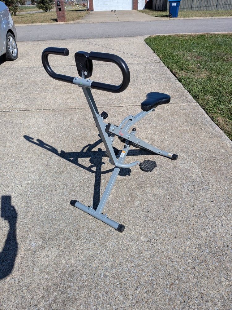 Sunny Row-N-Ride Squat Trainer – Like New!