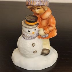 Hummel - "A Gift For Snowman" Figurine