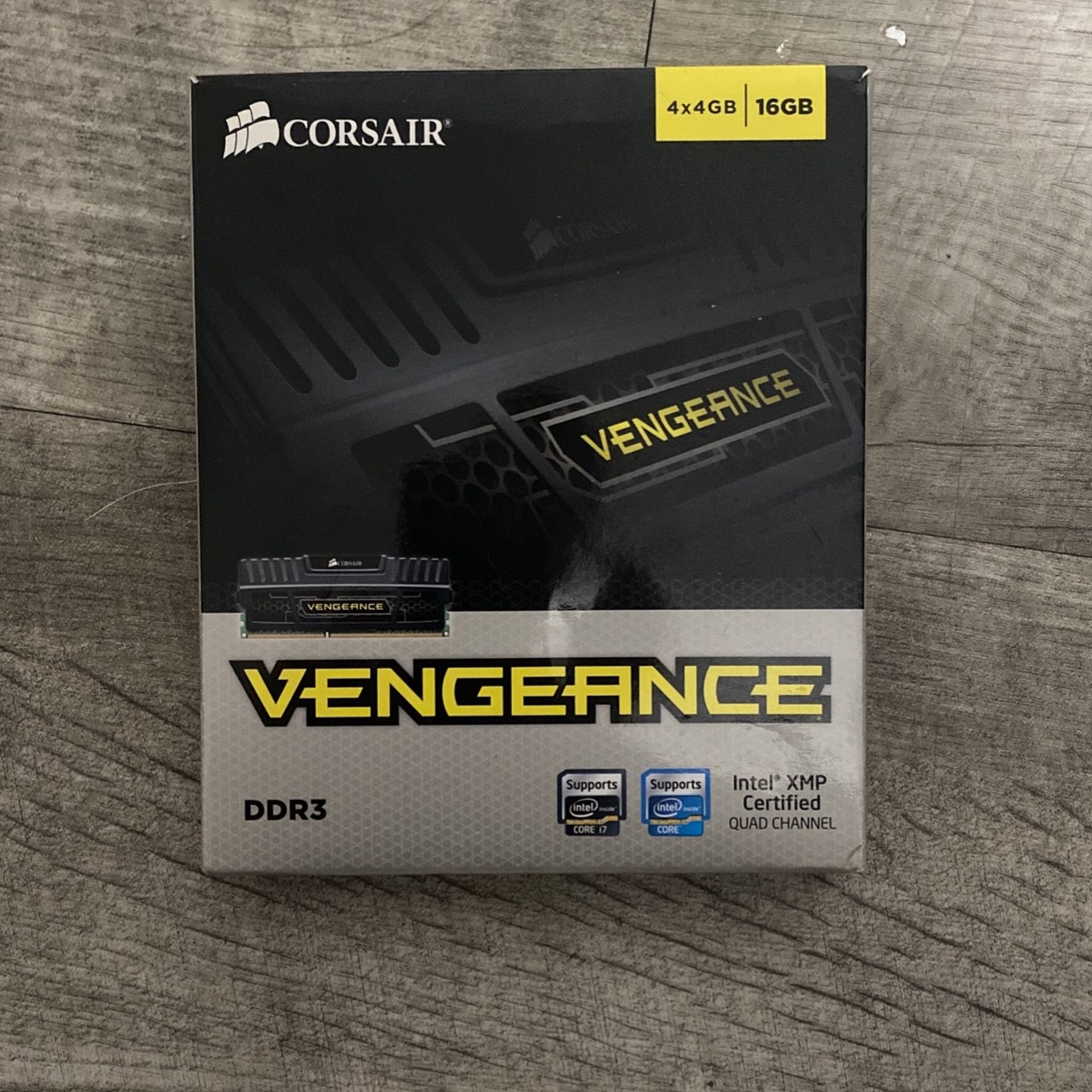 16GB DDR3 Corsair Vengeance RAM