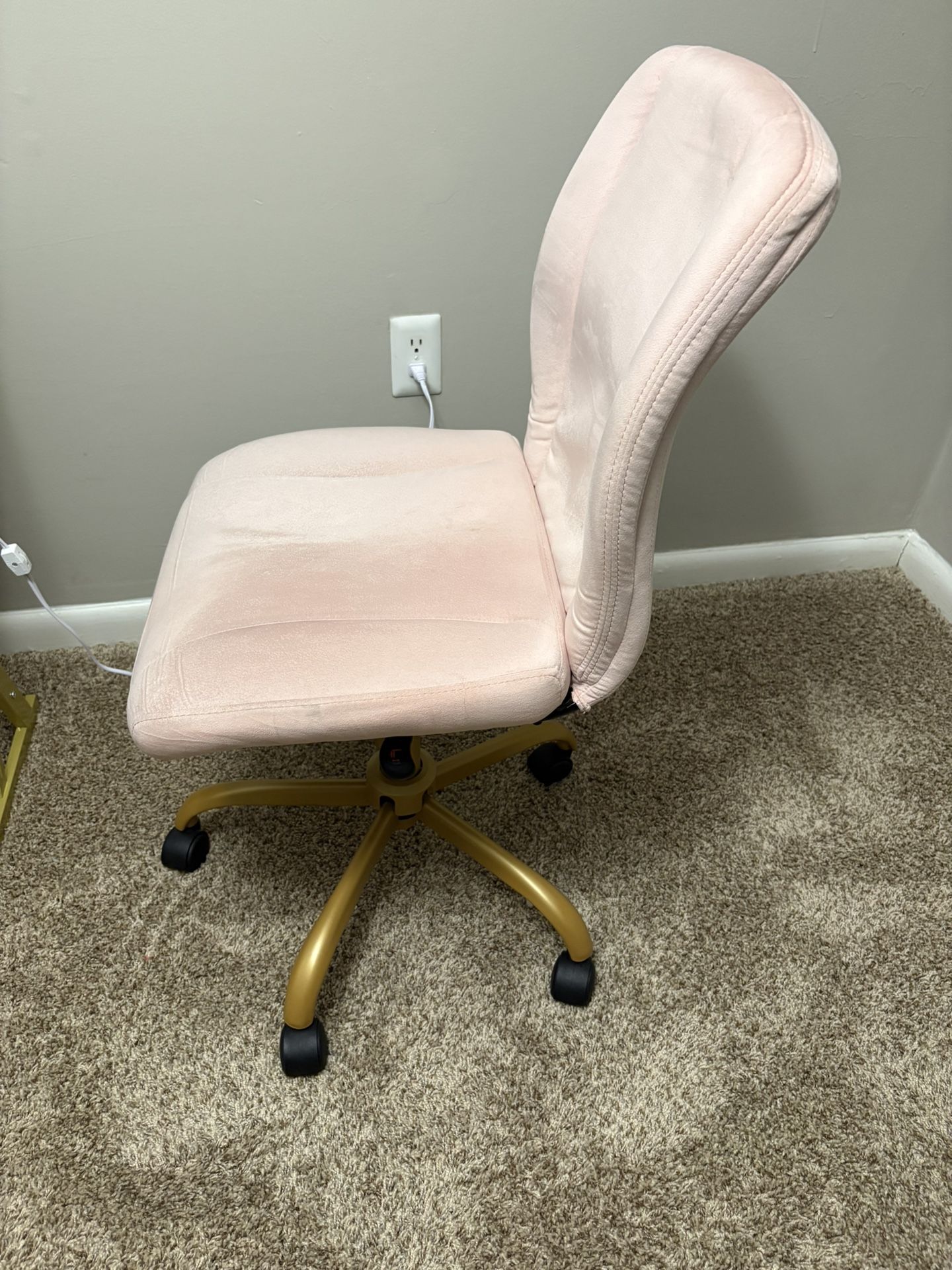 Pink Desk Chair