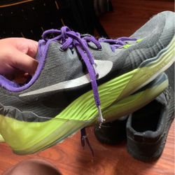 Basketball Shoes 