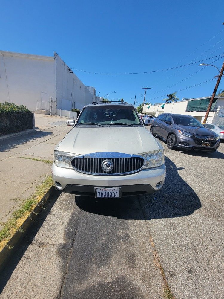 2004 Buick Rainier