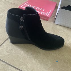 Black Boot Heels 