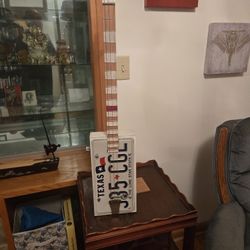 3 String Box Guitar 