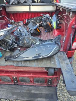 2020-25 TOYOTA SUPRA LH DRIVER SIDE  HEADLIGHT ASSY - OEM