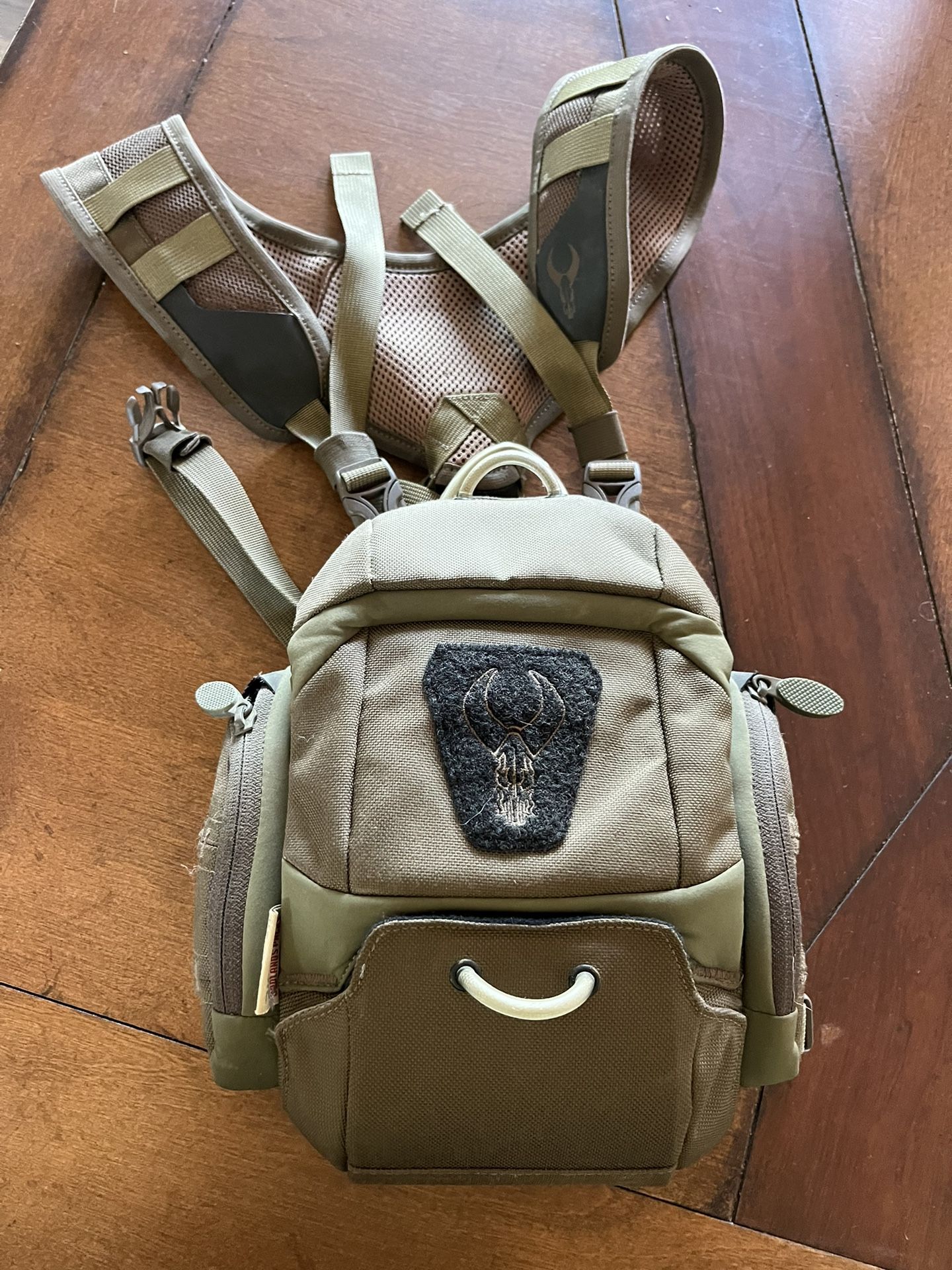 Bino Case 