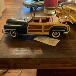 1944 Chrysler  Town And Country Model Car 