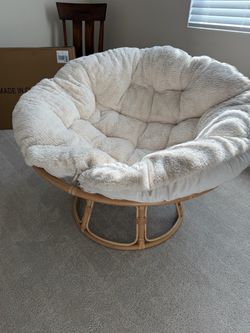Rattan Papasan Chair with Faux Fur Cushion