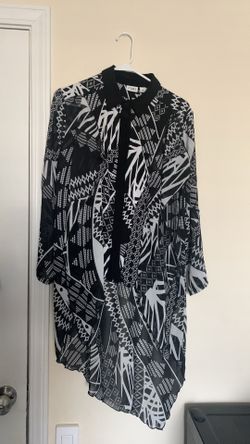Women’s geometrical blouse