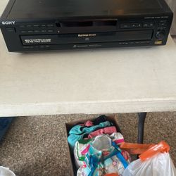 5 Disc CD player , Sony