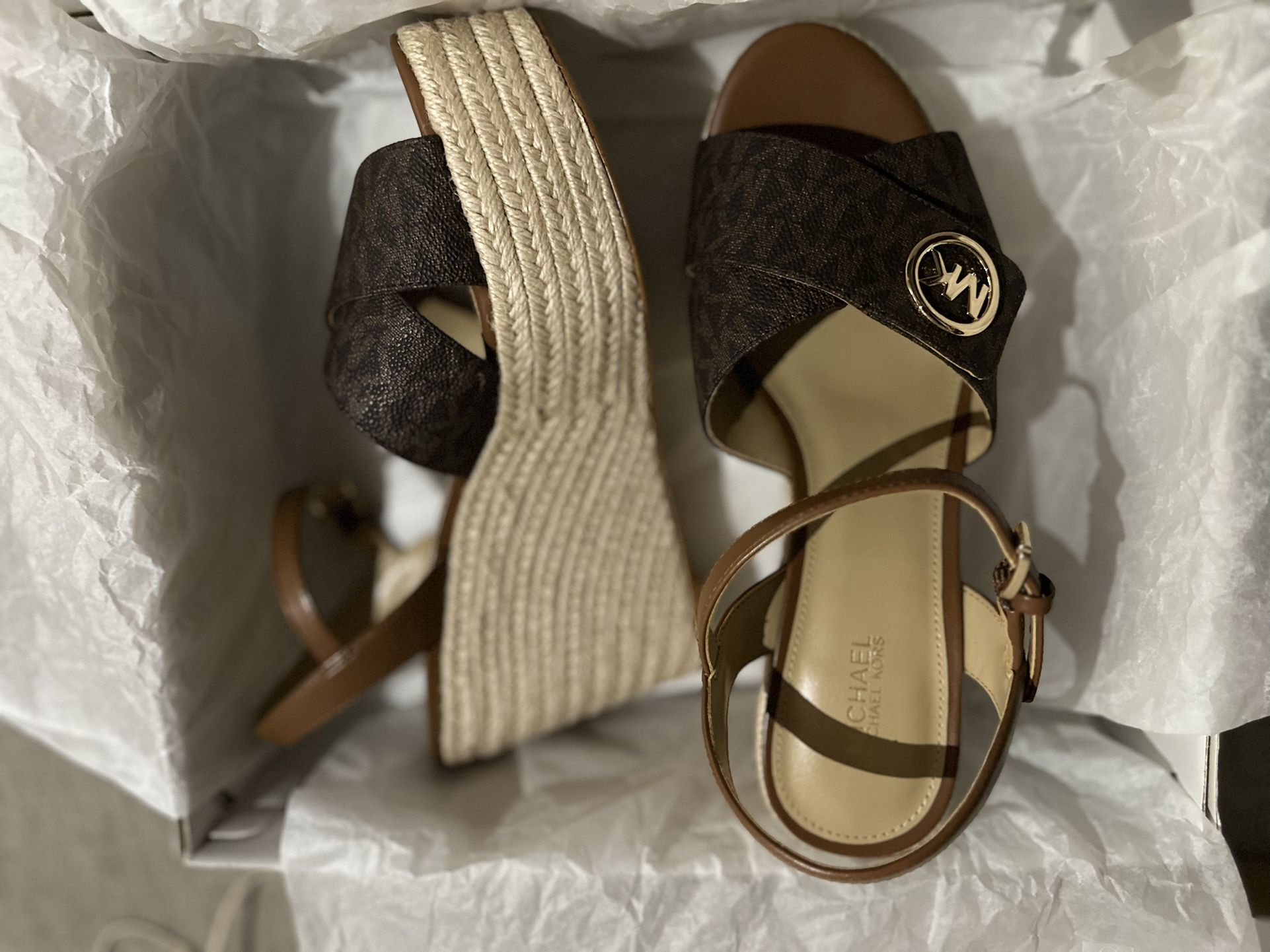 Michael Kors wedges Size 8