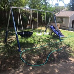 swing set play ground