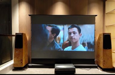 Brand New ALR Screen Projector
