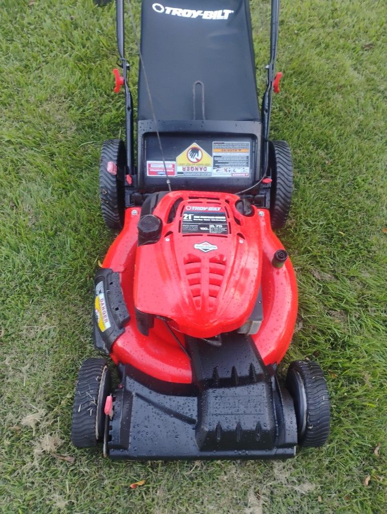Troy-Bilt Self-propelled Mower With Bagger