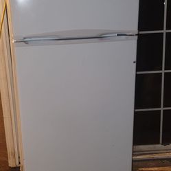 small Frigidaire white Refrigerator 