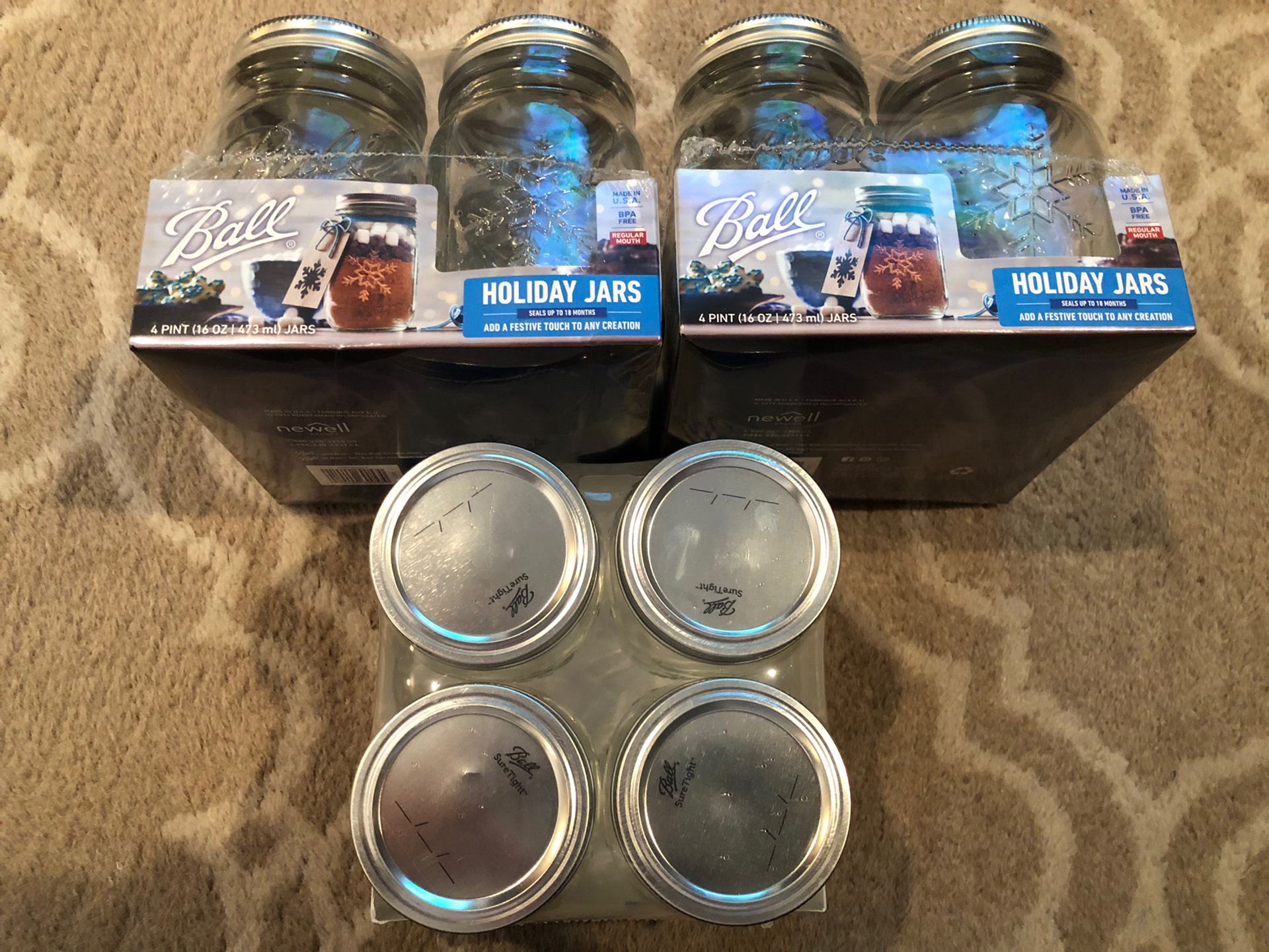 Ball Holiday Jars. 4-16oz Snowflake Jars.