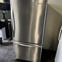 Whirlpool 33”Wide Stainless Steel Bottom Freezer Refrigerator 