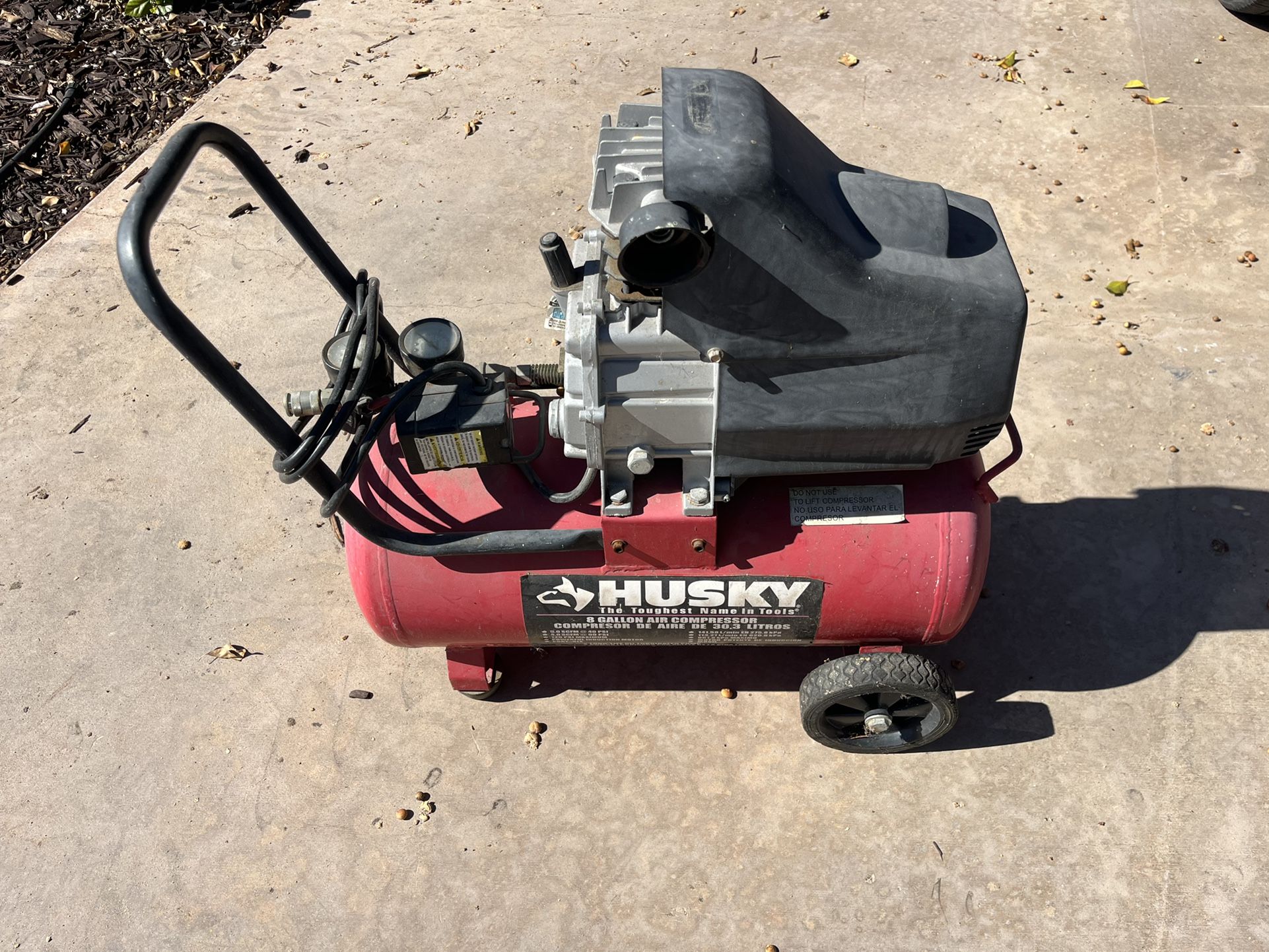 Husky 8 Gallon Air Compressor
