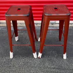 New, Set of 2, Firm, Flash Furniture 30p-Inch High Backless Distressed Metal Indoor-Outdoor Stools, Kelly Red