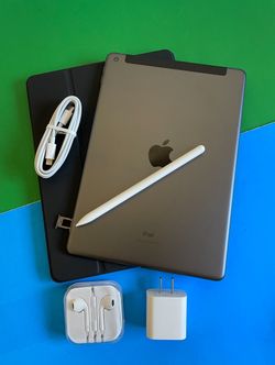 Apple IPad 8th Generation (10.2” Retina / Touch ID / 2020) Wifi + cellular (Unlocked) with pen, keyboard & Accessories 
