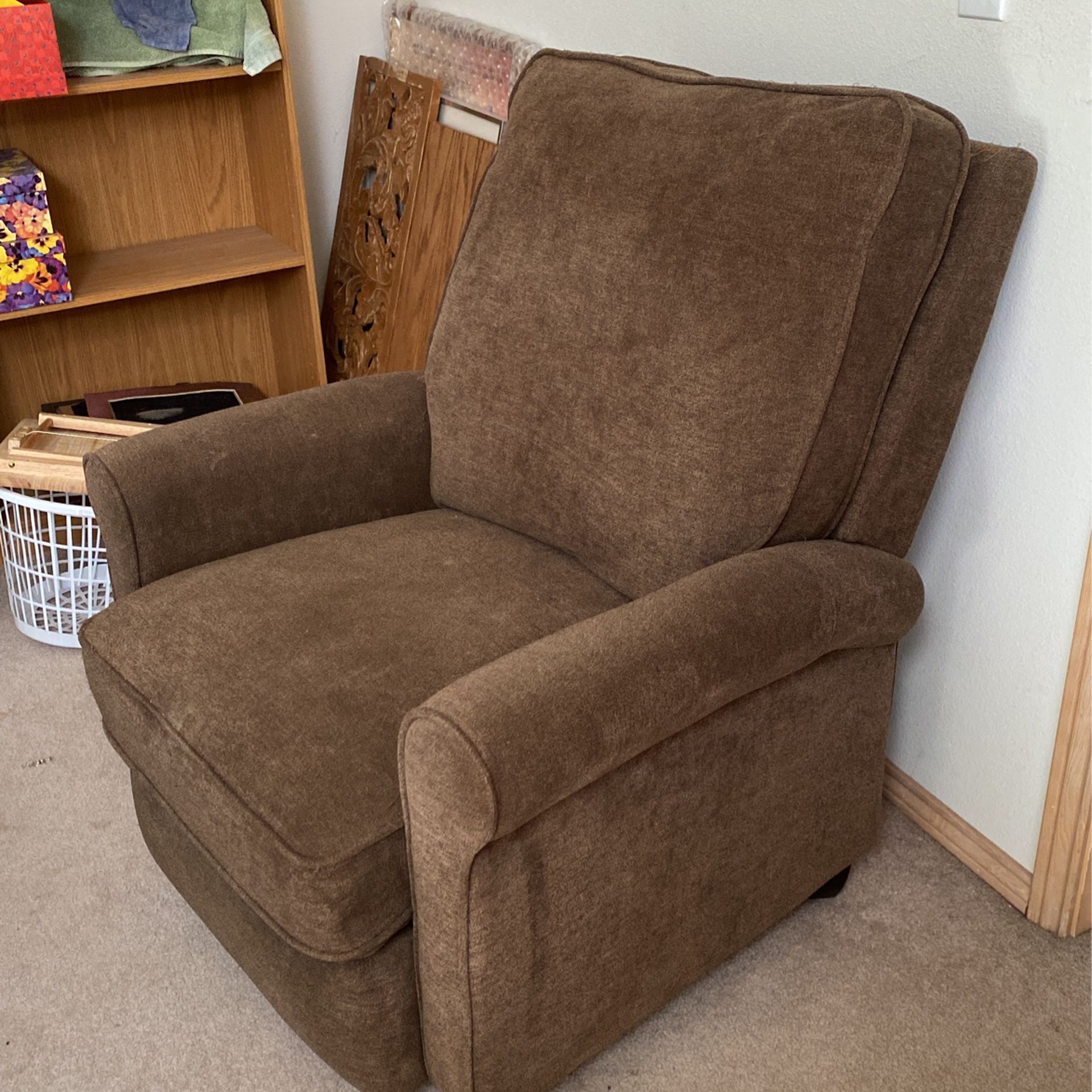 Chair- Recliner Warm Brown